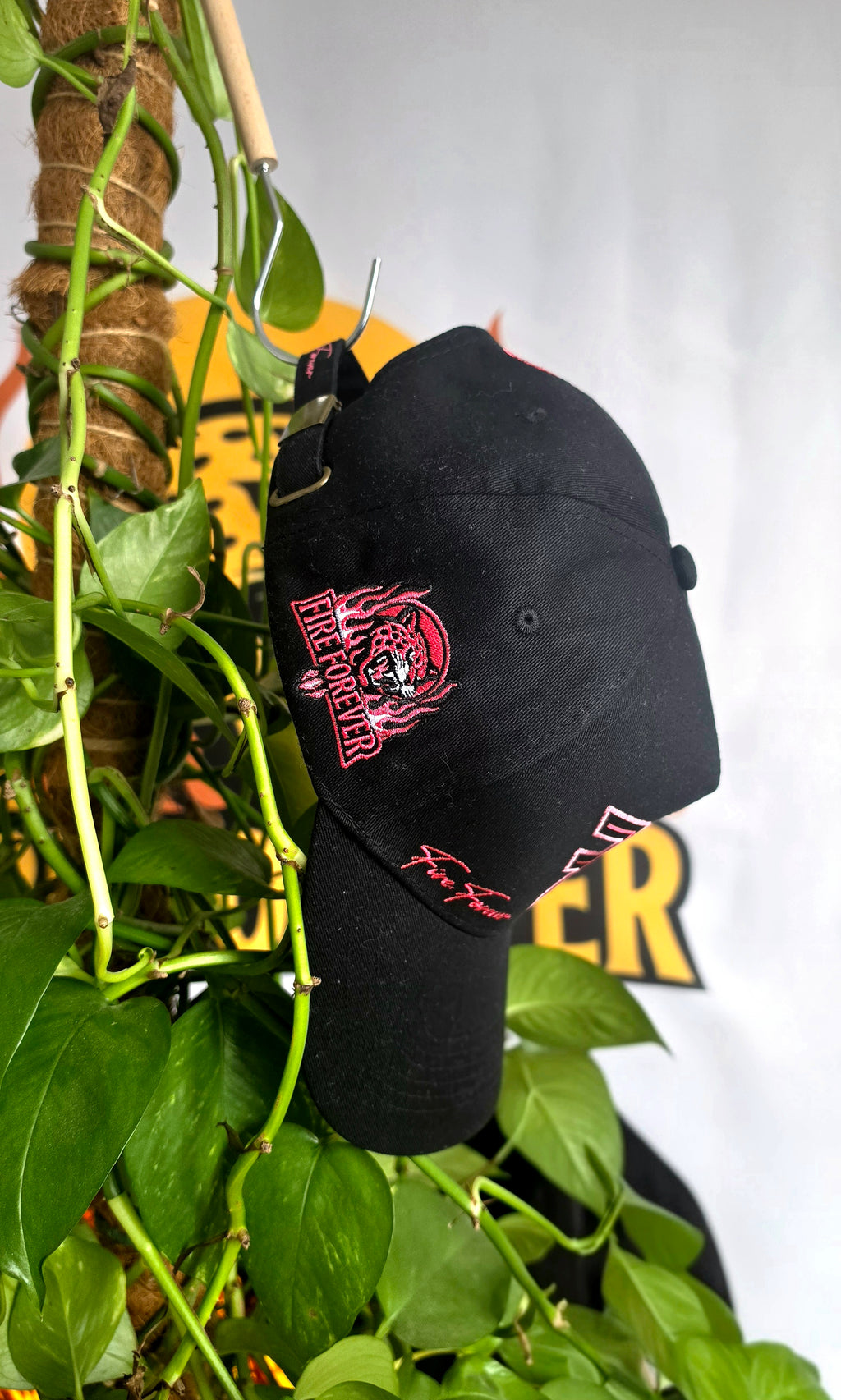 Trucker hat- Midnight Pink
